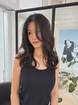 ブランコトレス 鏡島(BLANCO tres) 海外風レイヤースタイル