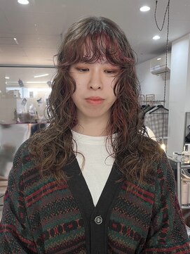 ロングパーマ  インナーカラー