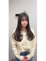 リングバイモアムー(Ring by Moremuu) Issy レイヤーカット