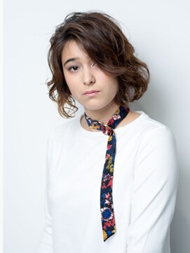 スタリィ(starly) こなれボブ