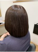 厚みのあるボブスタイル