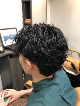 髪ファッション四季 音羽店の写真/【護国寺/高技術サロン】プロの絶妙なカットは、毛量や髪質を考慮し貴方だけに似合うヘアを