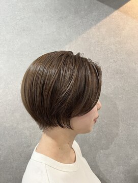 クレア(CREA) グラデーションボブ