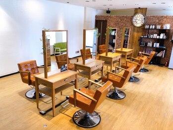 Agu hair fame ららパーク天童店【アグ ヘアー フェイム】