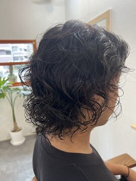 デイトゥデイトゥルーカラーズ(DAY TO DAY true colors) メンズミディアムパーマ