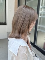 ヘアーメイクオズ(hair make O/S) ハイトーンベージュ/ナチュラル/大人