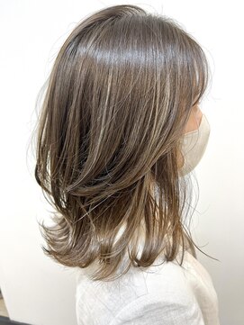 デイズ ヘアー デザイン(DAY'S hair design) ミディアムレイヤー＆ハイライトカラー【西田辺】