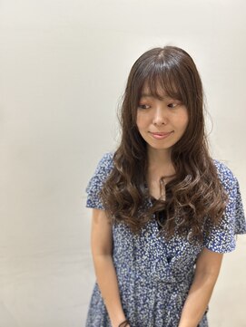 ヘアーライズ 池袋東口店(hair RISE) デジタルパーマをかけてウェーブ風にアイロンで巻きました