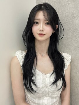 ジーナ 福岡天神(Zina) 韓国ハッシュカット/ロングレイヤー/Zina福岡天神