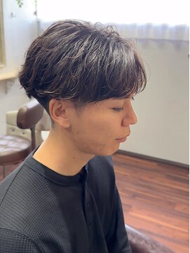 リ メイロ(Re.Meiro) フェザーパーマ【メンズ/パーマ/眉毛/沖縄市/美里】