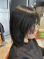 インス(ensue)&nbsp;大人可愛い◎小顔見せマッシュレイヤーミディアム30代40代