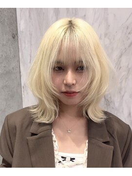 ロンドルピナス 小倉(Lond Lupinus) ミディアムレイヤーカット/似合わせカット/大人ガーリー/20代