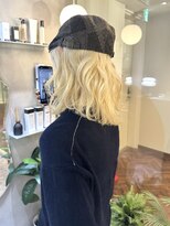 ジーナ 天神(Zina)&nbsp;抜きっぱなしブロンド/ブリーチカラー/ケアブリーチ