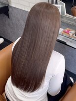 ルノン フィージュ(LUNON fieju)&nbsp;黒髪クラゲヘアーオリーブグレー小顔ココアベージュ