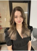シアーグレージュレイヤー