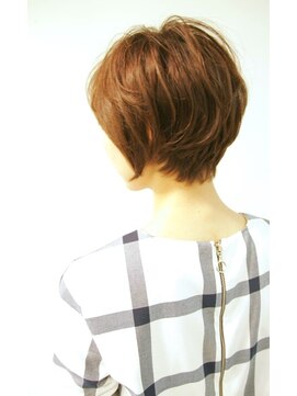 クールドセリエ 新宿南口店(Coeur de cellier) シルエット小顔ショート（北澤）