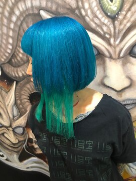 ゾーマ(ZOUMA) マリンカラーのくらげちゃんヘアー 個性的