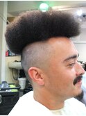 モヒカンアフロパーマ　18700円～