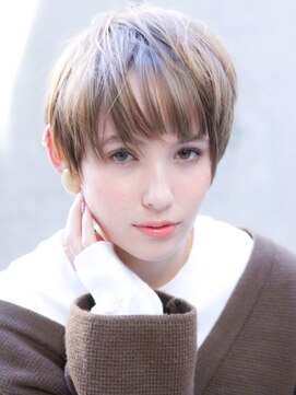 ラべリー 池袋(LOVELEY) ハイトーンショート ダブルカラー【池袋】
