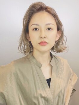 バイ ザ サロン 中目黒(BY THE SALON)の写真/【中目黒徒歩4分】グレイカラーでもおしゃれで旬な髪色を楽しめる。30代からのファーストグレイにも◎