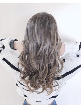 アナザヘアー なんば 高島屋前店(ANAZA hair) ブルージュ&ハイライト♪大人可愛い20代30代40代前下がりボブ