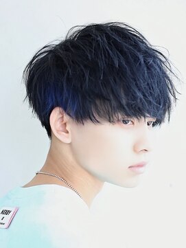 リップス 二子玉川店 (LIPPS) アクセントカラーでつくる横顔マッシュ