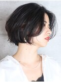 前髪長め*動きのあるショートボブ