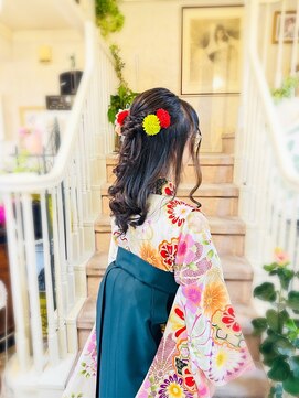 美容室 ティンカーベル 小学生(袴)