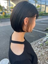 ナカオコアフュール(NAKAO COIFFURE)&nbsp;イヤリングカラー　インナーカラー　ショートボブ