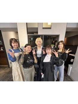 女性ならではの視点で造る柔らかな雰囲気が人気の秘密♪【パーキング代は施術時間/1h100円負担】