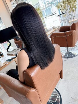 ルイス(Luis) モノグレージュ