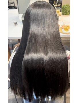 シーン(seen.) うるうる髪質改善ストレート