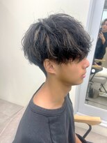 ユニ 江坂(Uni.)&nbsp;メンズマッシュ ツイストスパイラルパーマ ハイライト