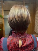 ショートボブ