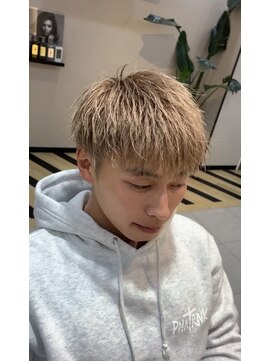 アッドバイケーツー 心斎橋(add by k-two Men's) 前下りショートマッシュ/ミルクティー