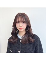 ジゼル 中津大分(GiseL)&nbsp;ほんのりピンクチョコレートブラウン　レイヤーカット巻き髪