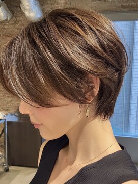 エダ 鎌倉(edA.) 小顔ショート＃ショート＃ボブ＃３０代＃４０代