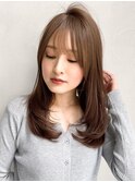 小顔カット斜めバングイメチェンくせ毛風カール大人可愛い