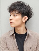 ユニル(Unille)&nbsp;泉駅/メンズ/MEN'S/ニュアンスパーマ/センターパート/学割U24