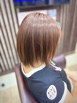 トレセッテ(tre sette) 縮毛矯正/毛先軽めのミディアムボブスタイル