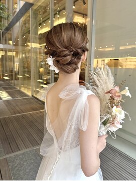 ミラ(Mila) ウェディングフォト★艶感ゆるふわアップ★ブライダルヘア