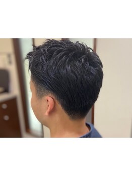 有楽町駅1分【新規限定!カット+白髪ぼかしカラー+TR￥7700】白髪を完全に隠すのではなく自然な仕上がりへ！