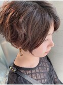 パーマで大人可愛く★ハンサムショート