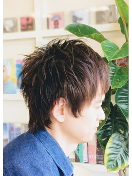 イール(Ir) 硬い髪質でもふんわり!こなれマッシュ