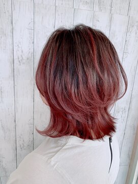 ラテ(latte) ベリーピンク×大人ミディ