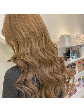 レガシーヘアーデザイン(Legacy hair design) カラー剤で作るベージュカラー