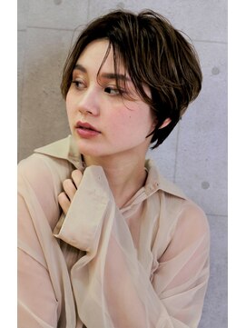ブルーム コスタ(Blume COSTA) 【ショートにトライ】オシャレ度マックスのこなれ感ショート