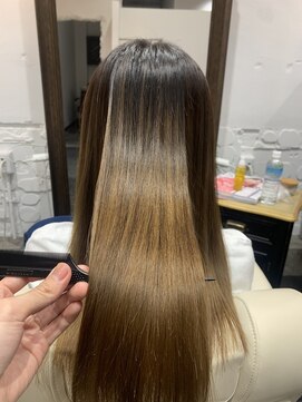 アルコイリスバイドールヘアー(ARCOIRIS by Dollhair) フレンチガーリーオン眉ショートボブウルフプリカールくすみブル