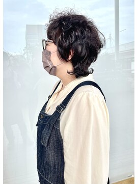 ルッツ(Lutz. hair design) ウルフパーマ【犬山良慈】