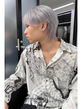 リア 大阪梅田(Ria) ～シルバーカラーウルフ～【Ria 大阪 梅田】